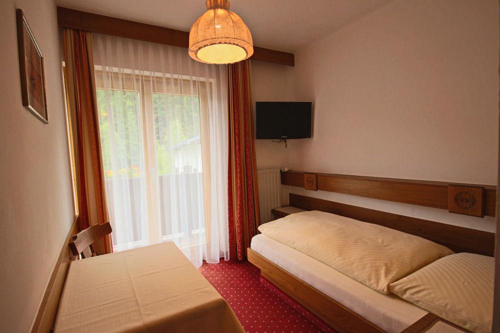 Pension Riedlsperger Saalbach-Hinterglemm Exterior foto