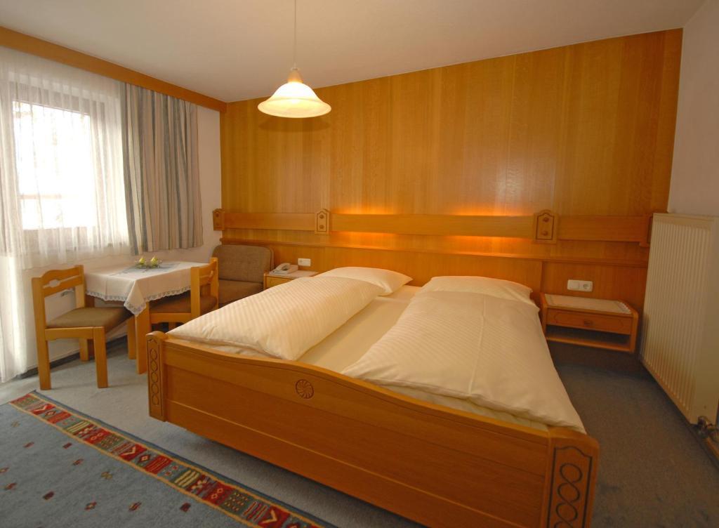 Pension Riedlsperger Saalbach-Hinterglemm Quarto foto